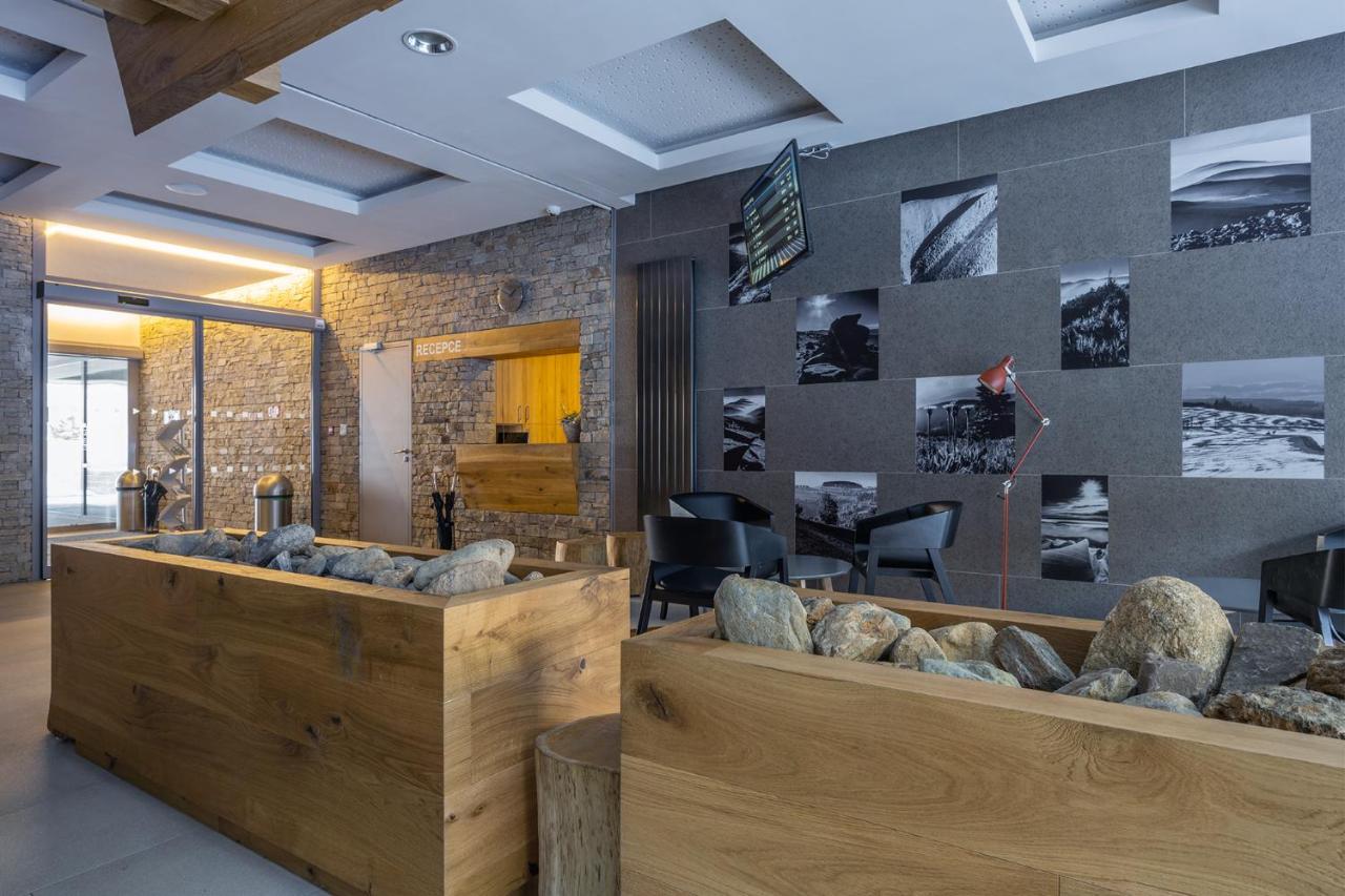 Hotel Pecr Deep Pec pod Sněžkou Extérieur photo