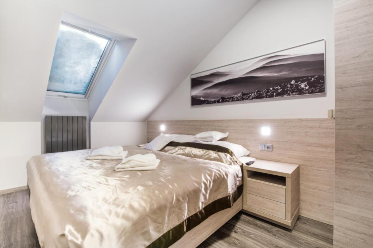Hotel Pecr Deep Pec pod Sněžkou Extérieur photo